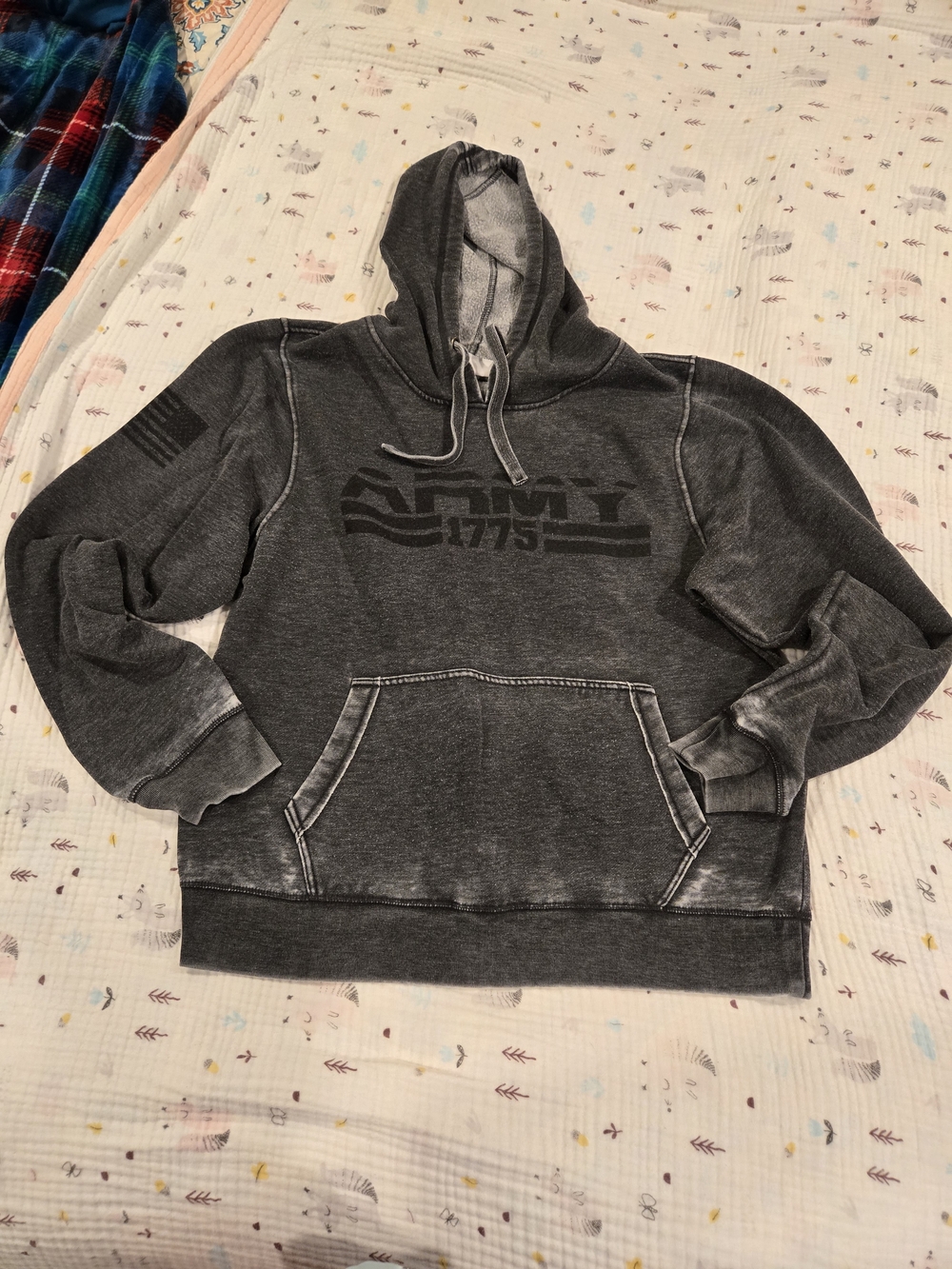 *Army Performance" Men's Charcoal Gray Pullover Hoodie